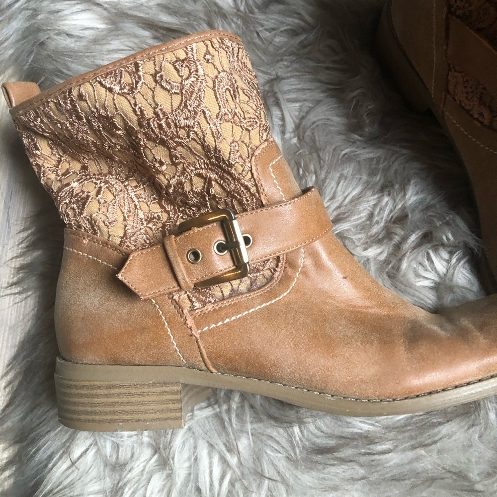 Guess Booties - Picture 5 of 6